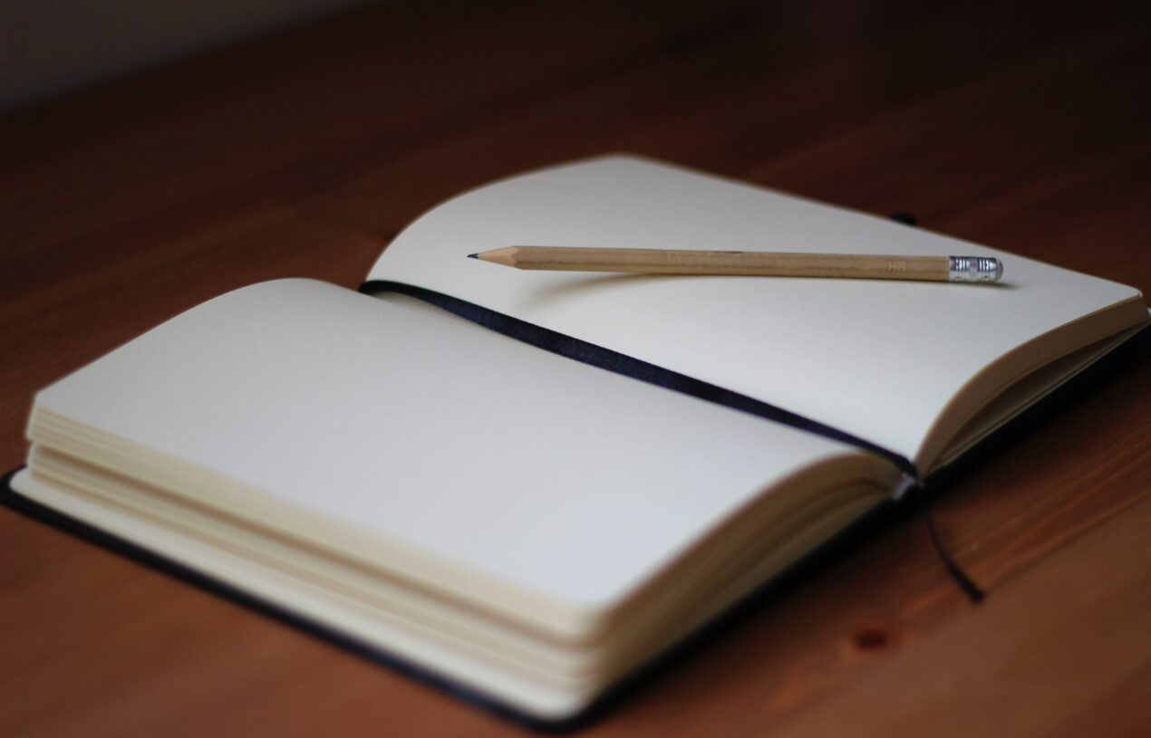 Balancing Productivity and Creativity: Exploring the Pros and Cons of Bullet Journaling